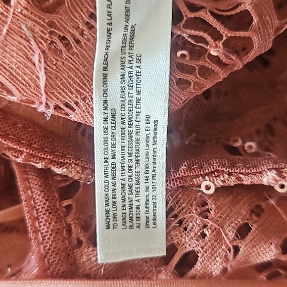 Free People Intimately Women Sequin Flowy Lace Crop Top/Tank Top Size XS/TP - Picture 10 of 11